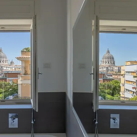 Il Cupolone 3 A San Pietro * Rome
